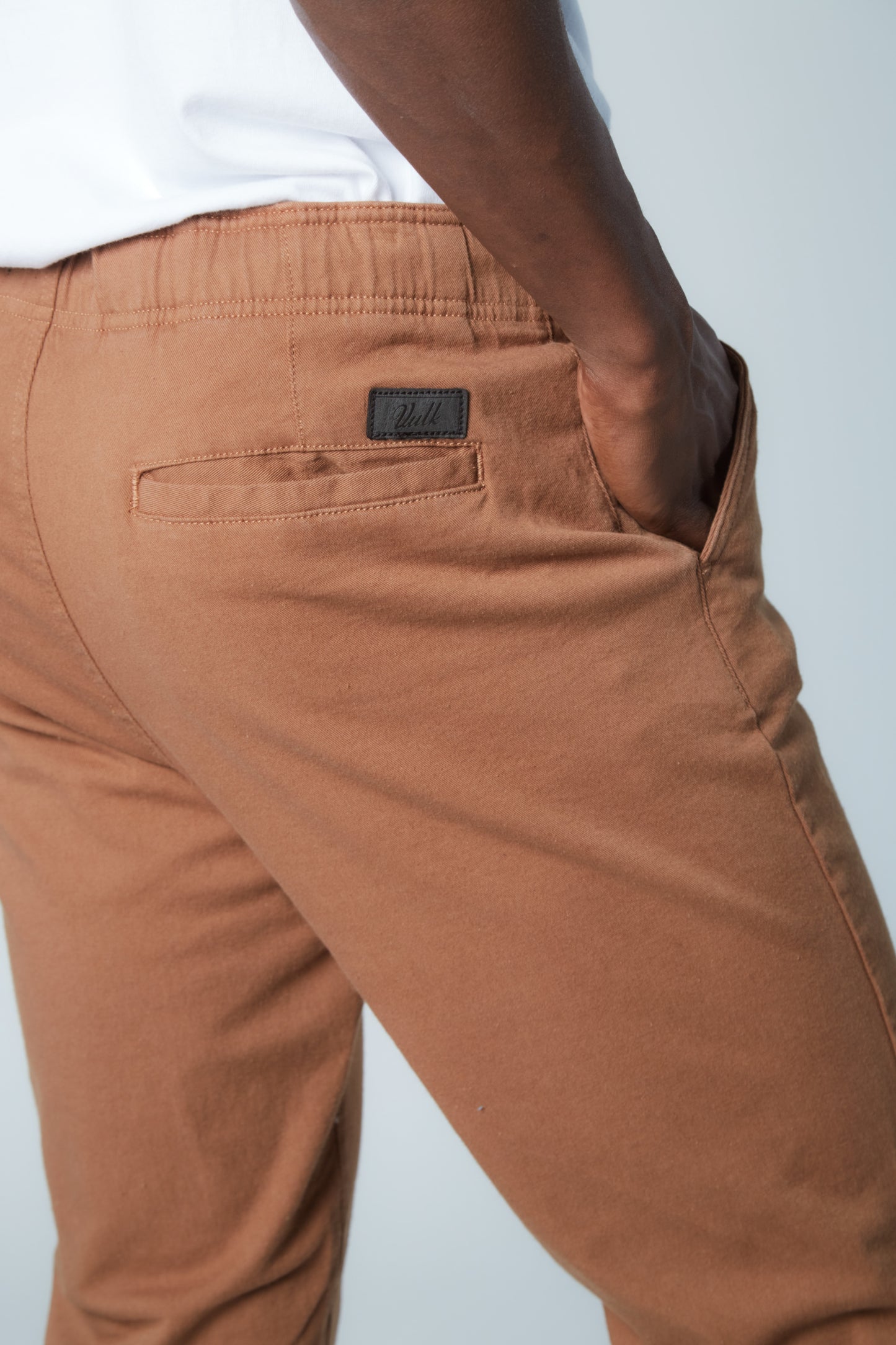 Elastic Mood Chino Pant