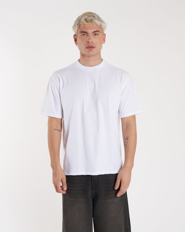 Remera Hall White