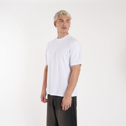 Remera Hall White