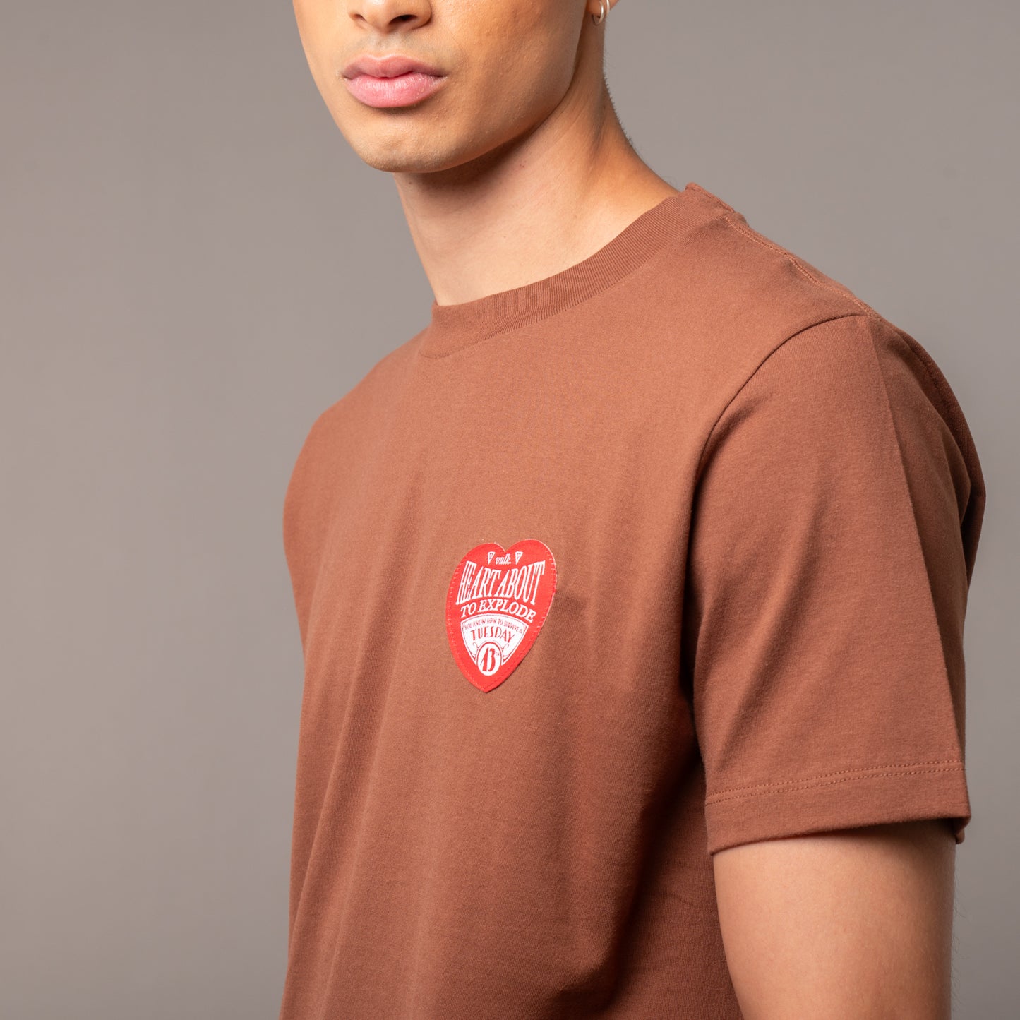 Remera Heart Brown