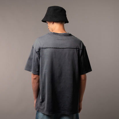 Remera Gotie Off Black