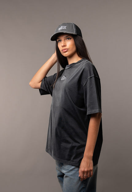 Remera Gotie Off Black