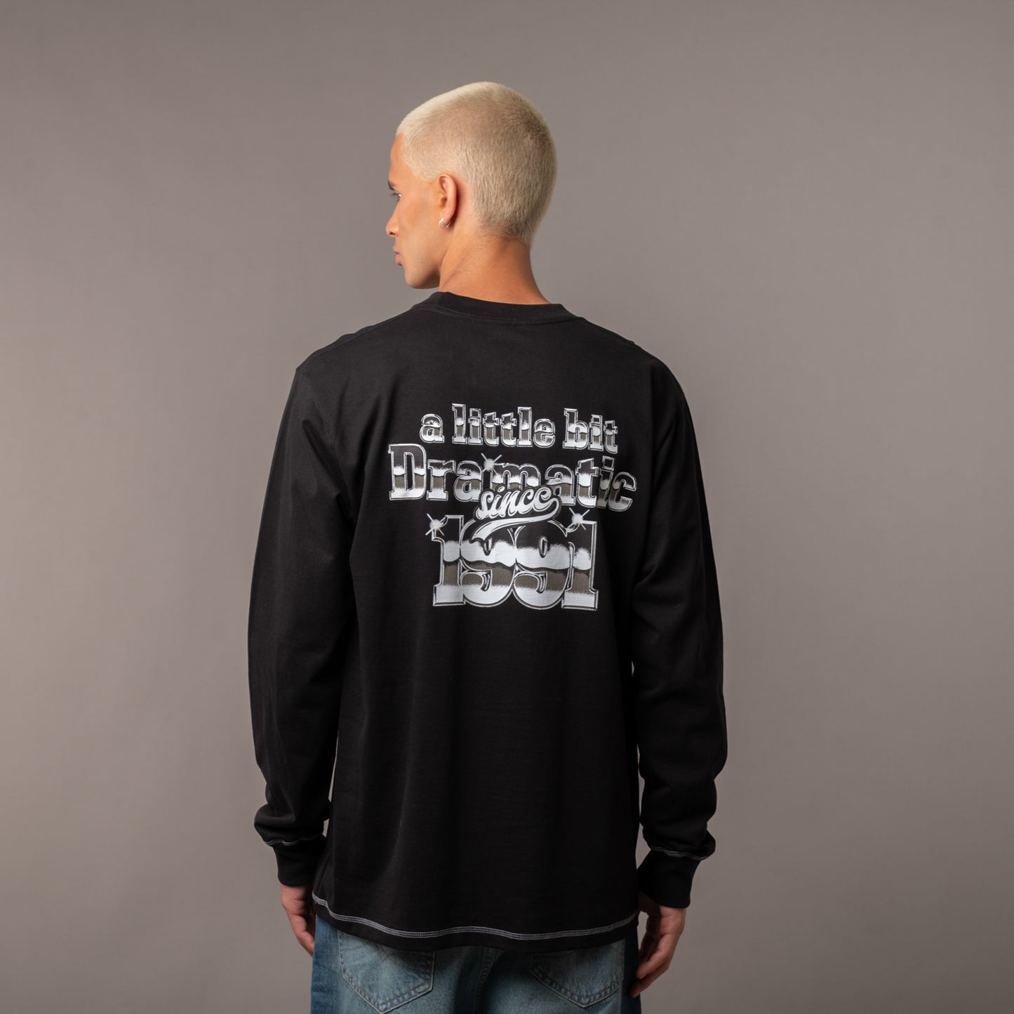 Remera Dramatic Black