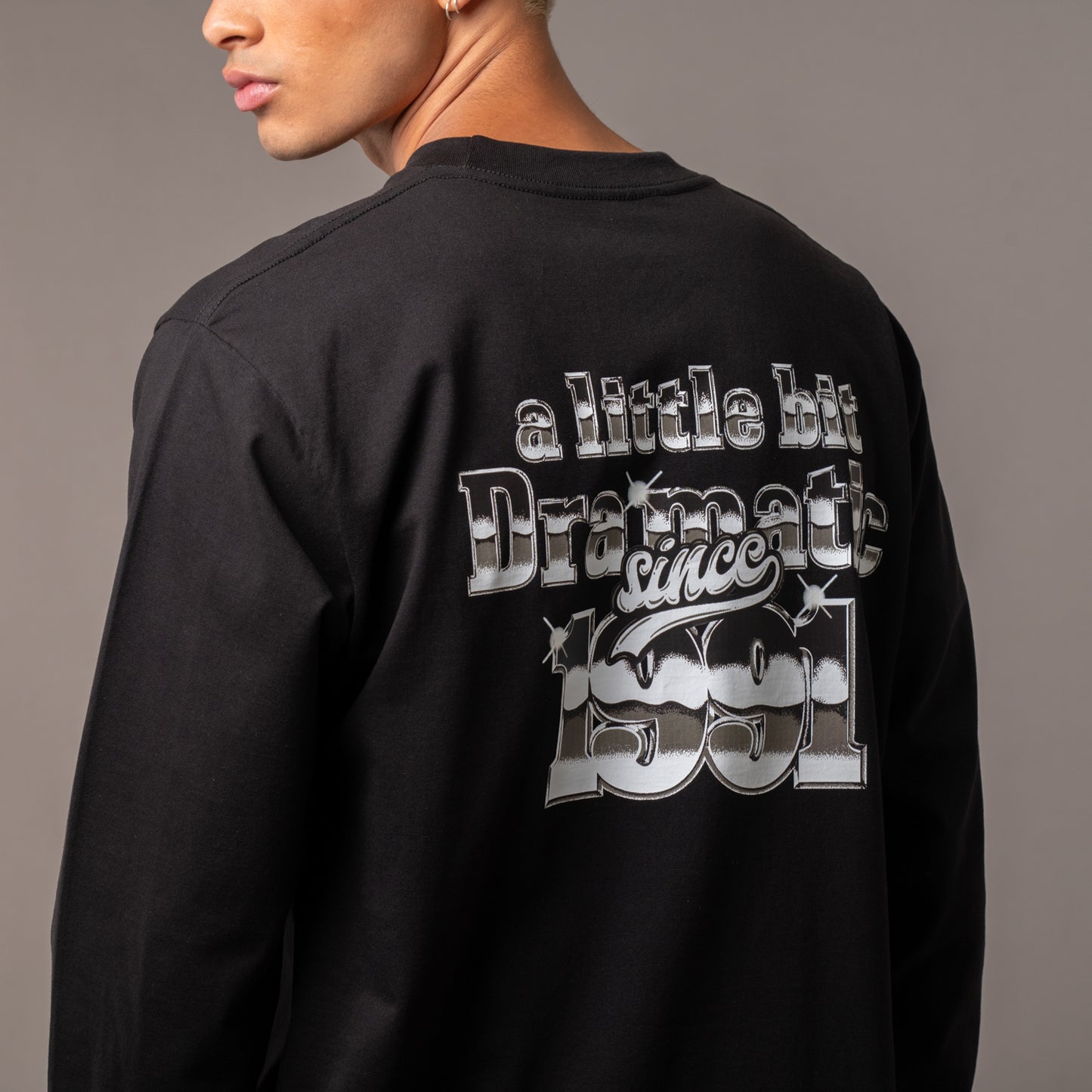Remera Dramatic Black
