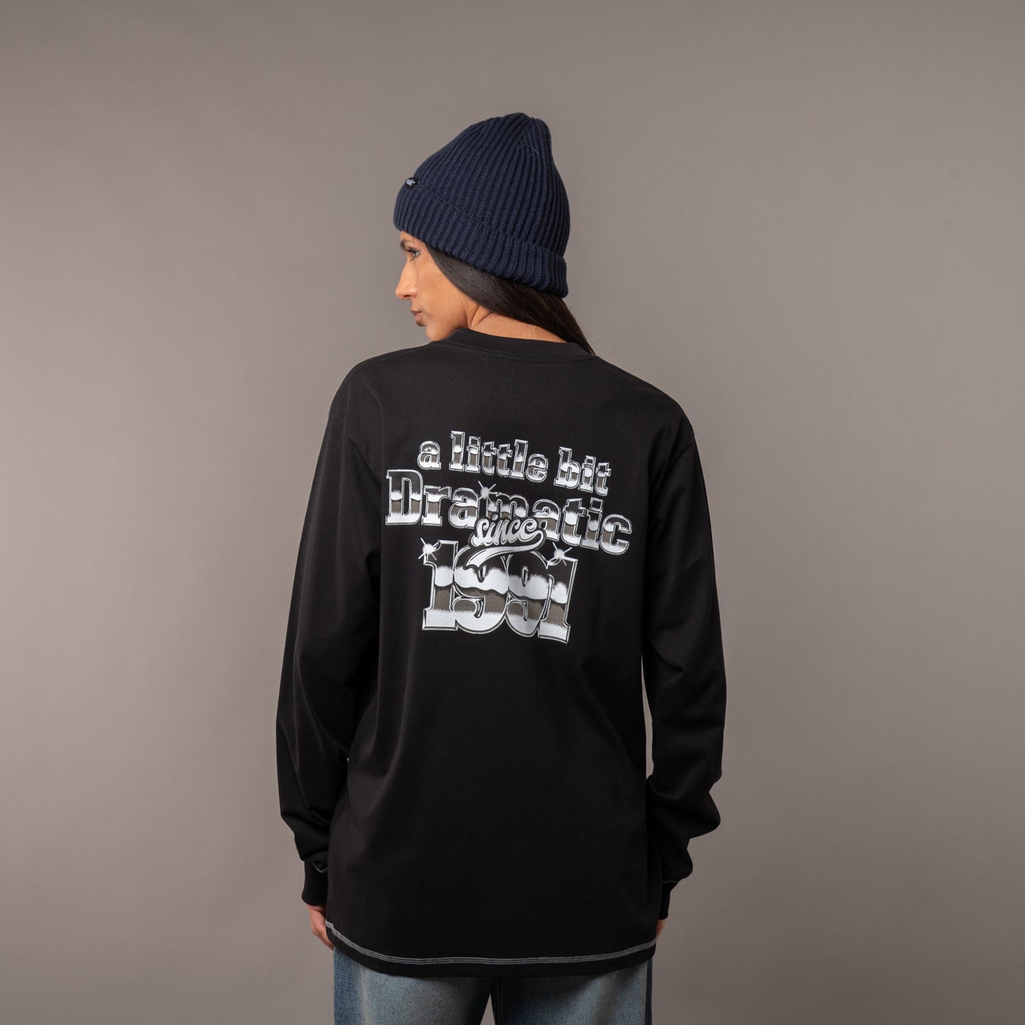 Remera Dramatic Black