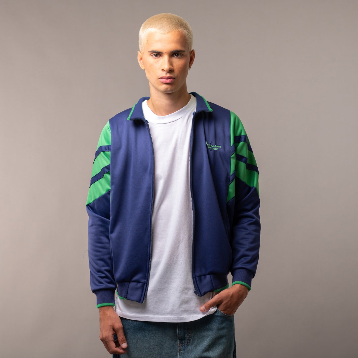 Campera Canguro Members Blue