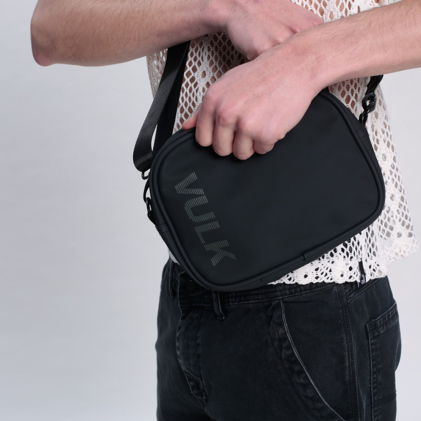 BAG NEAT SHOULDER BLACK