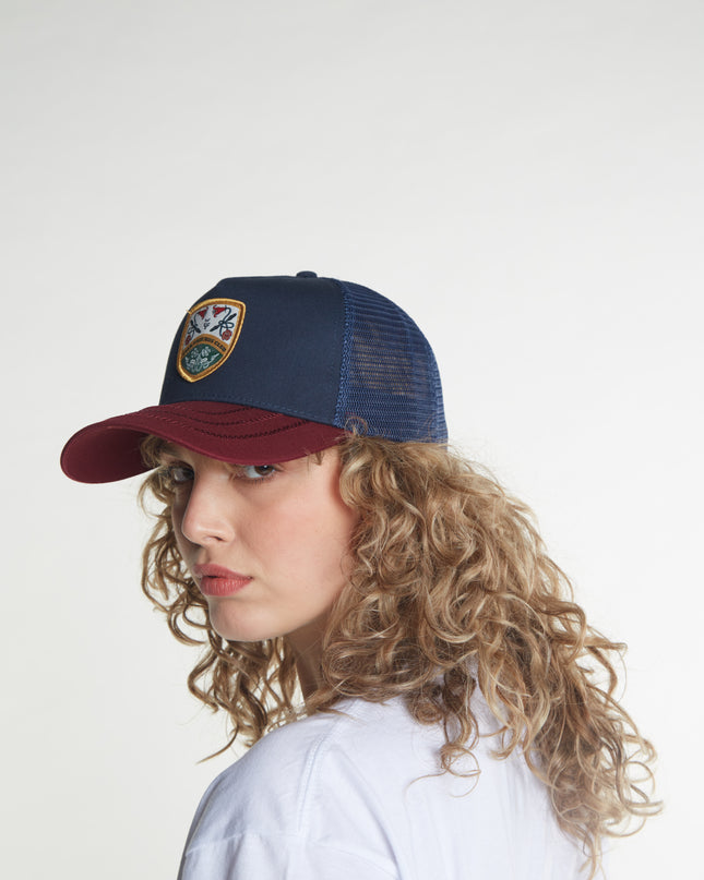 Club Trucker* Blue